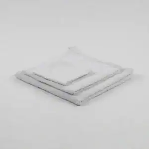 Econo™ - Bath Towel - 85% Cotton / 15% Polyester - 22" x 44", white