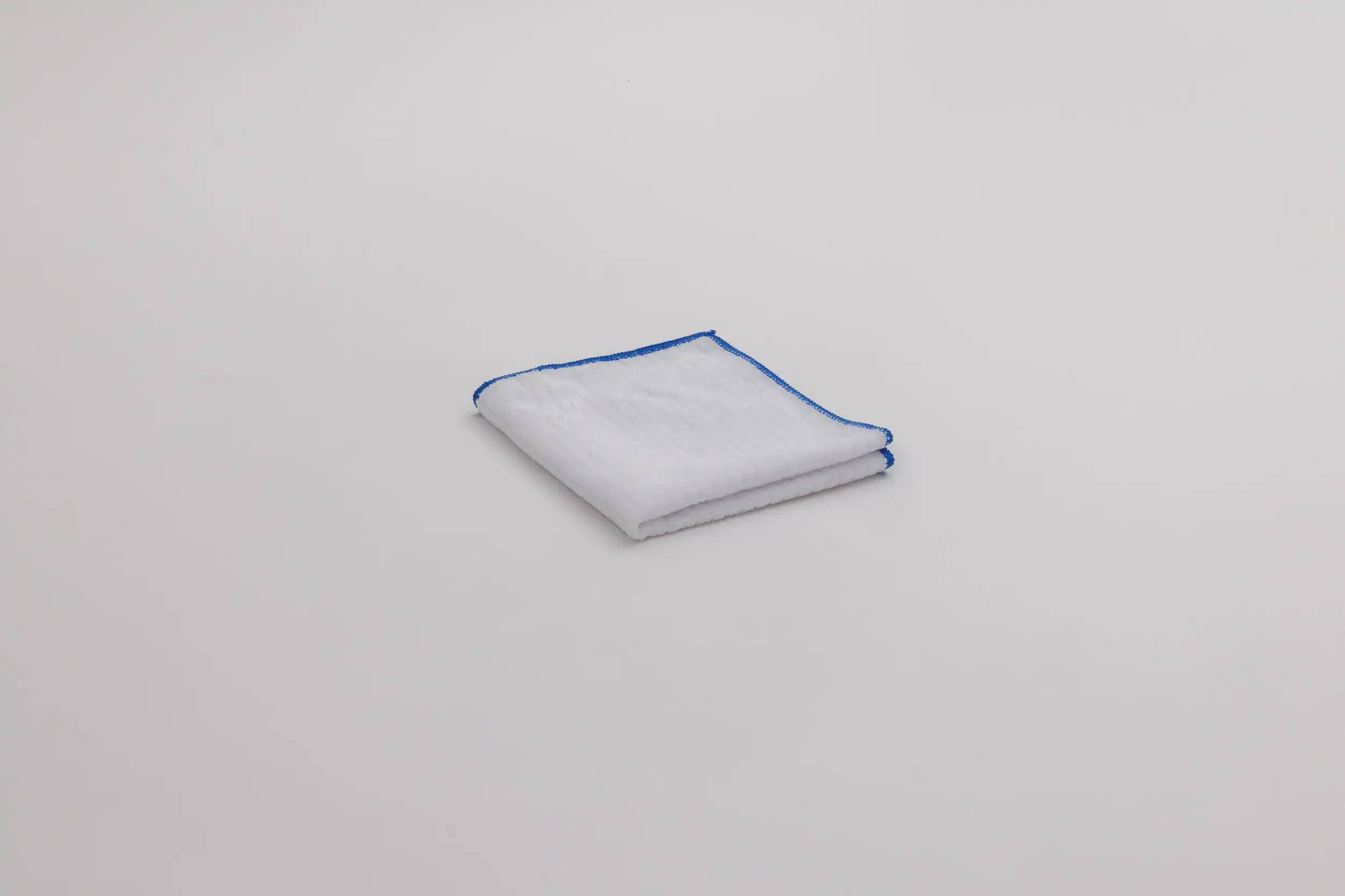 Microtex® - Cleaning Cloth - 85.5% Polyester / 12.25% Cotton / 5.25% Polyamide - 14" x 16", White