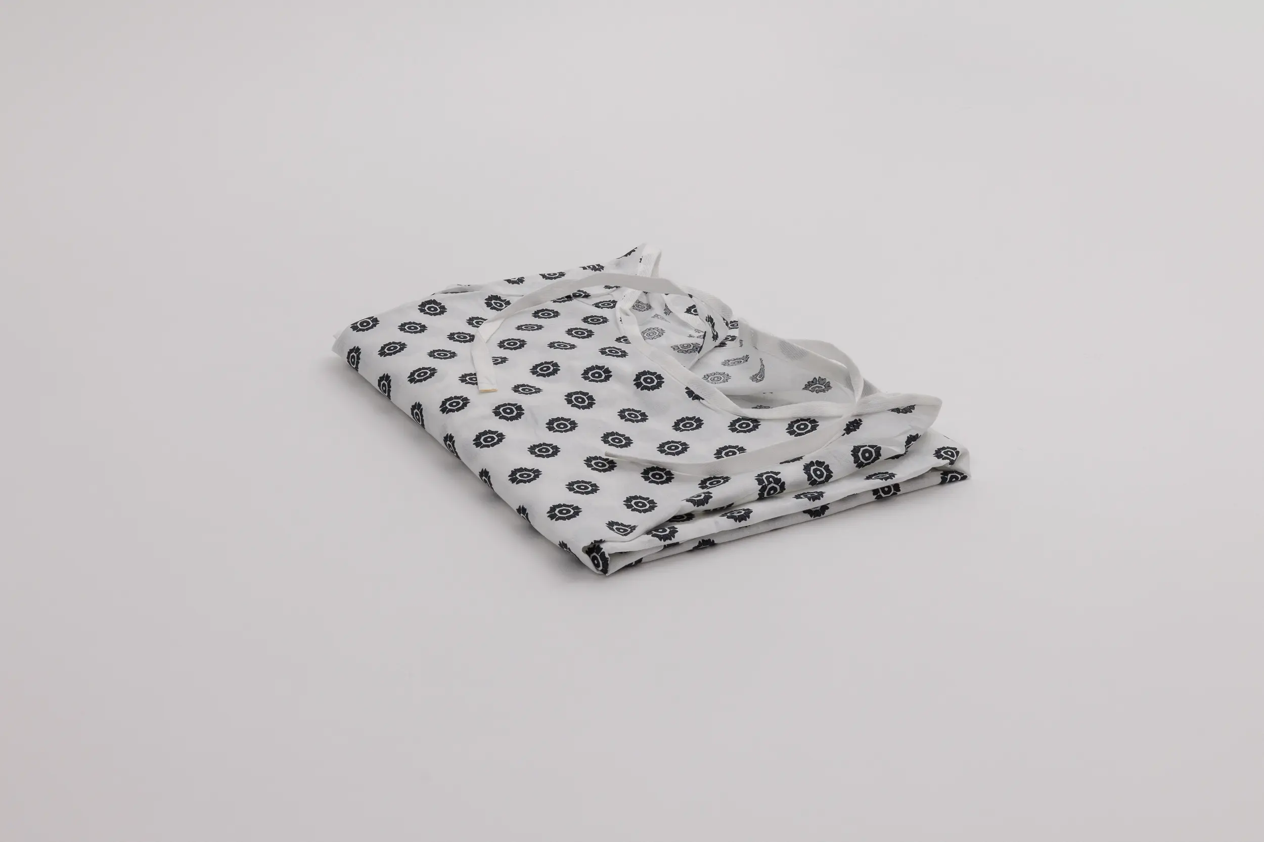 Economy Patient Gown - 55% Cotton / 45% Polyester - sweep-58, White