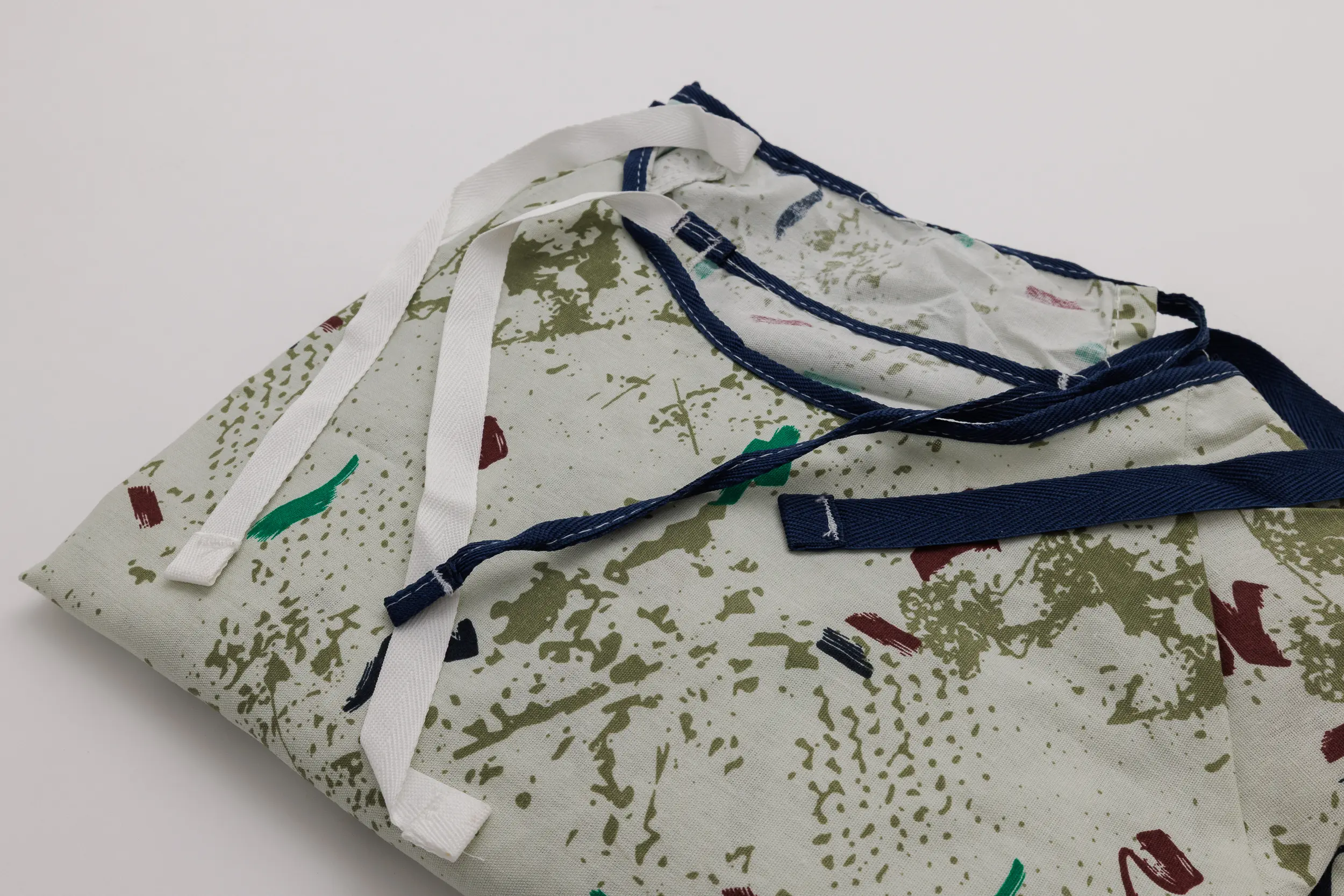 IV Patient Gown - 55% Cotton / 45% Polyester - Sweep 65.5", White