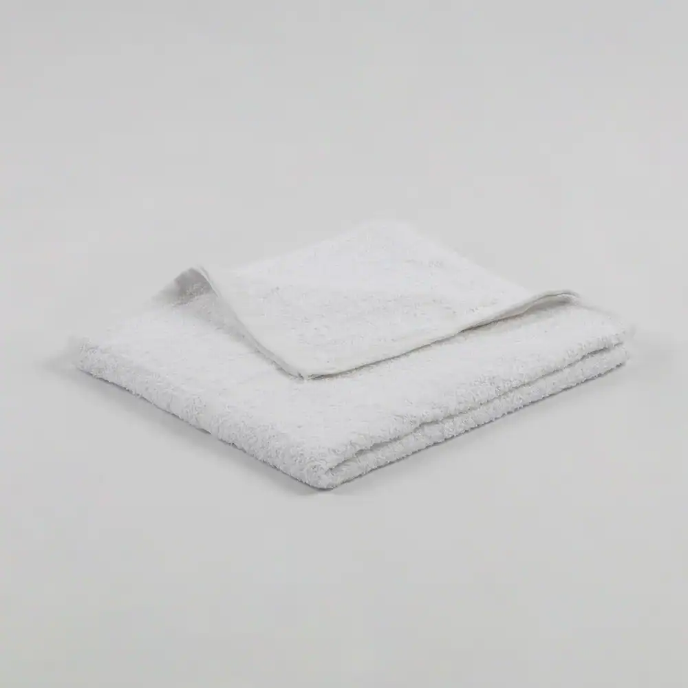 Bath Towel - 84% Cotton / 16% Polyester - 22" x 44", white